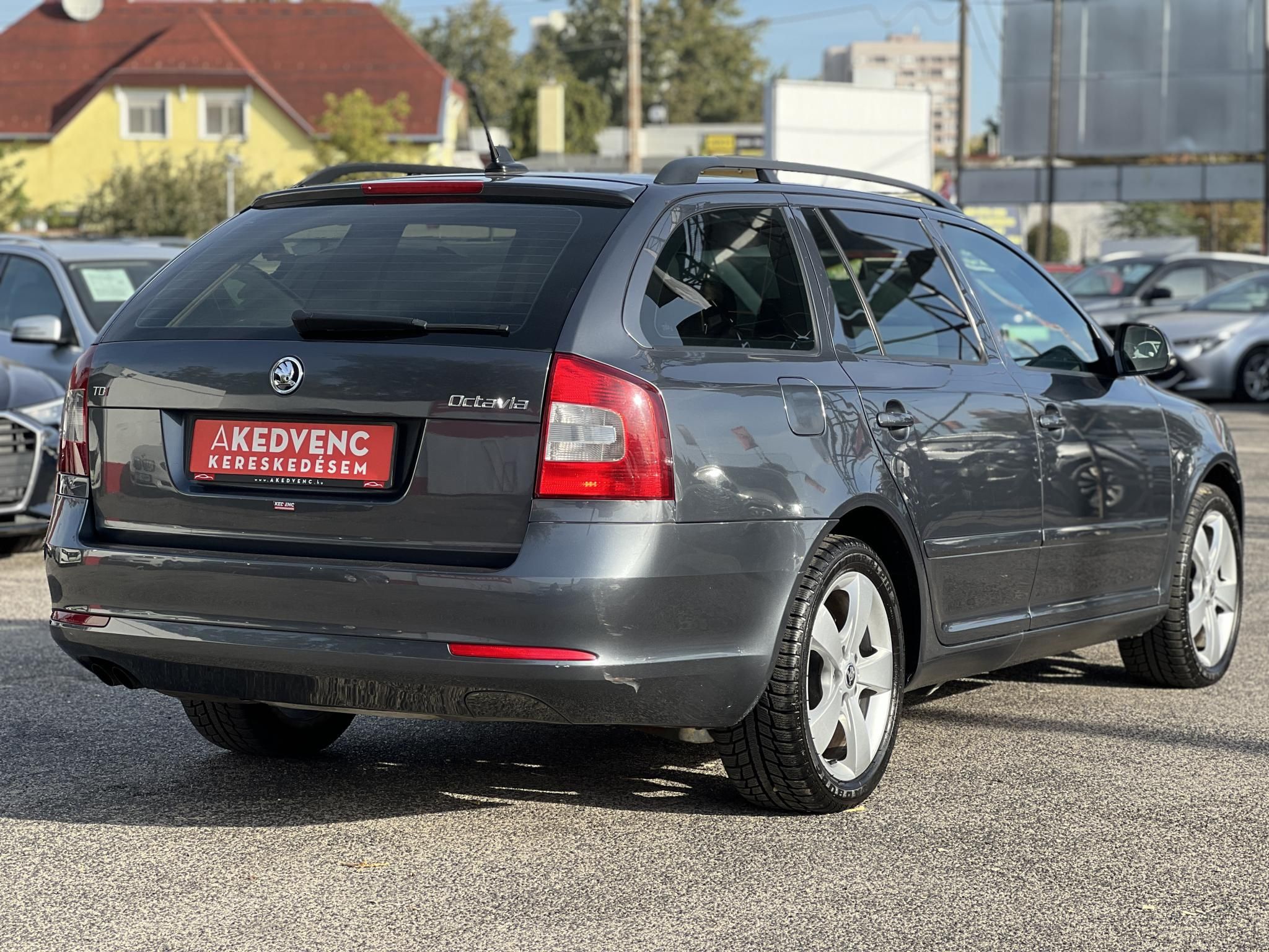 SKODA OCTAVIA Combi 2.0 CR TDI Ambiente