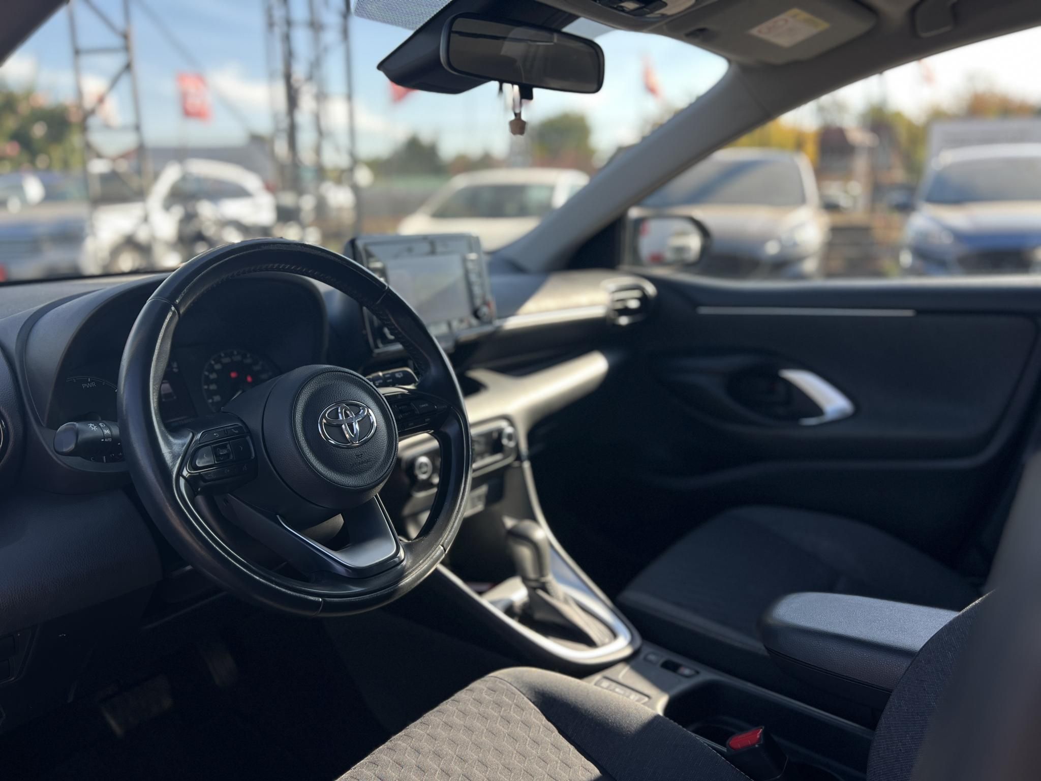TOYOTA YARIS 1.5 Hybrid Comfort Style e-CVT