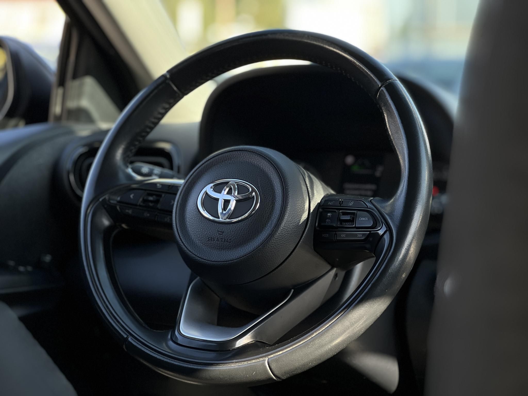 TOYOTA YARIS 1.5 Hybrid Comfort Style e-CVT
