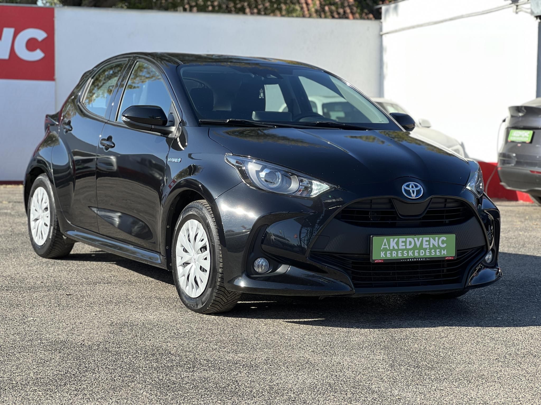 TOYOTA YARIS 1.5 Hybrid Comfort Style e-CVT