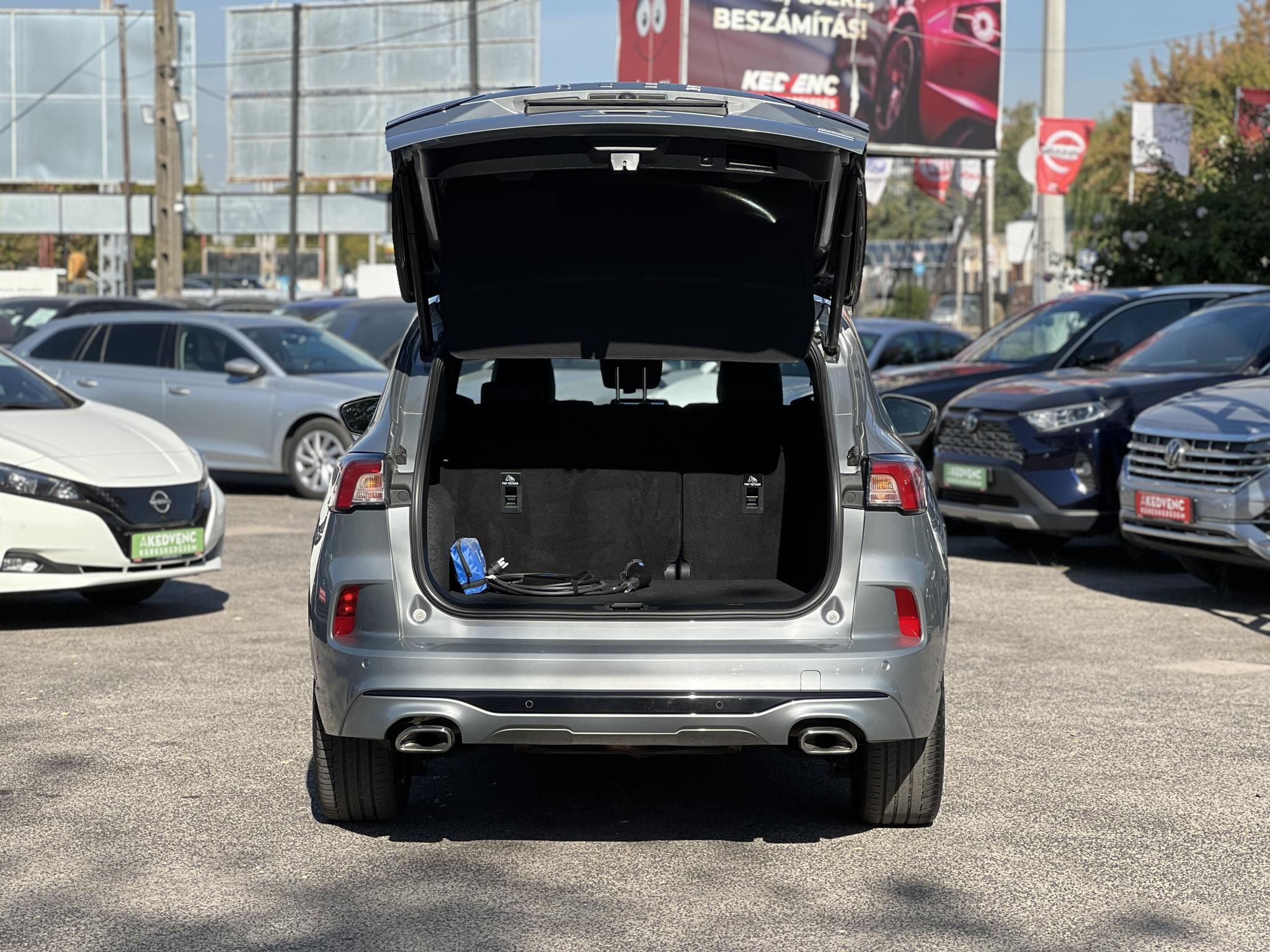 FORD KUGA 2.5 PHEV ST-Line X CVT 72e km. 70 kilométer hatótáv. Carplay!