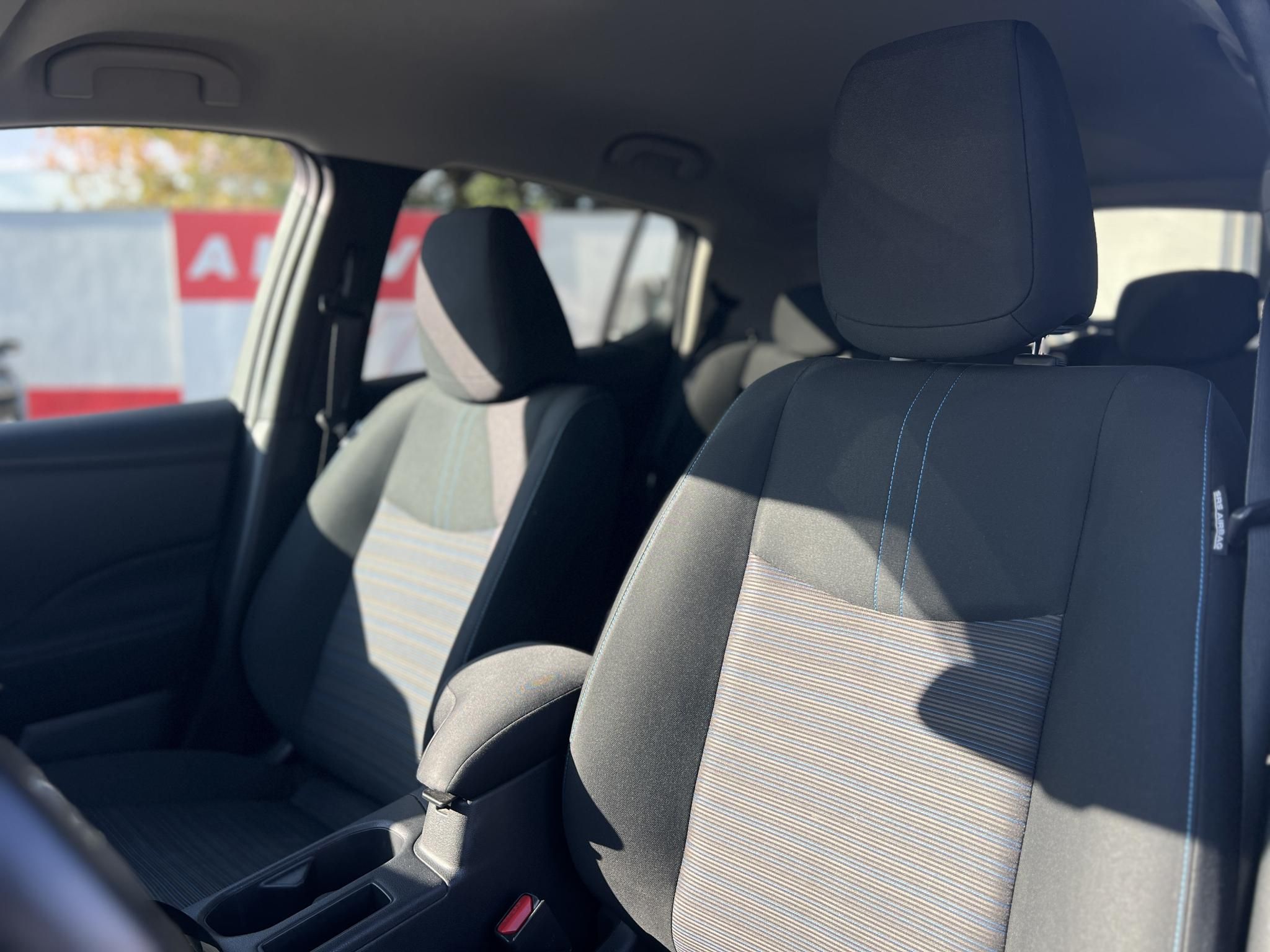 NISSAN LEAF N-Connecta 40kWh (Automata) 60e km. 270km hatótáv. keyless. 360 kamera. első-hátsó ülésfűtés. téli-nyári!