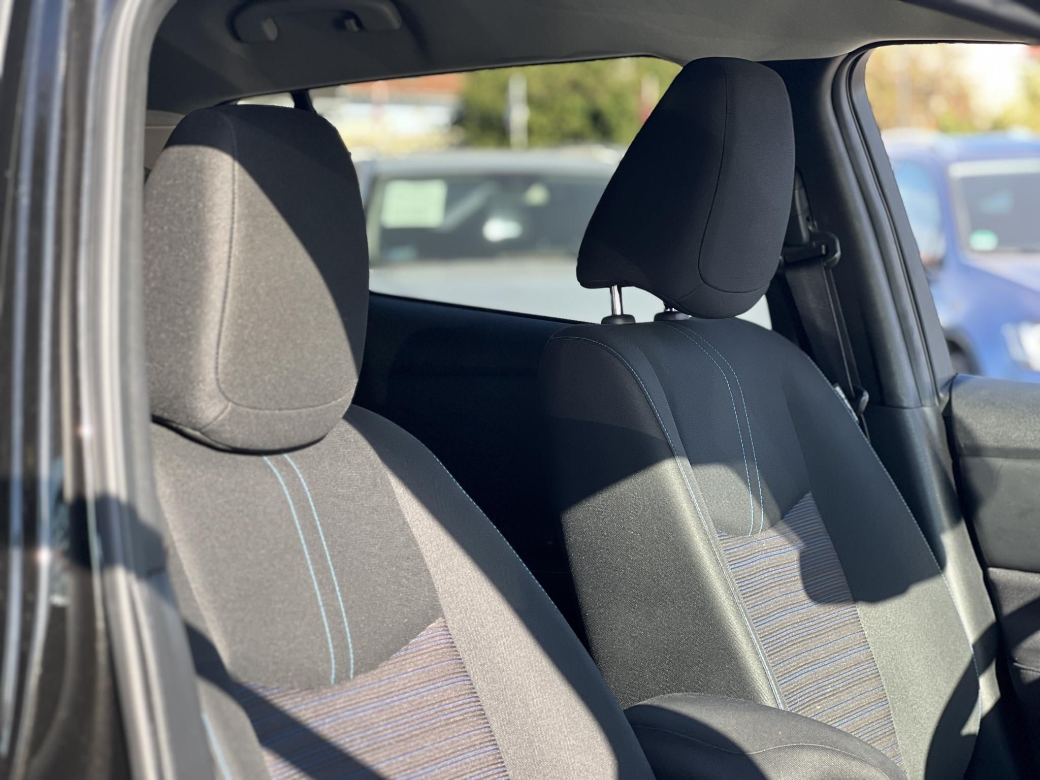NISSAN LEAF N-Connecta 40kWh (Automata) 60e km. 270km hatótáv. keyless. 360 kamera. első-hátsó ülésfűtés. téli-nyári!