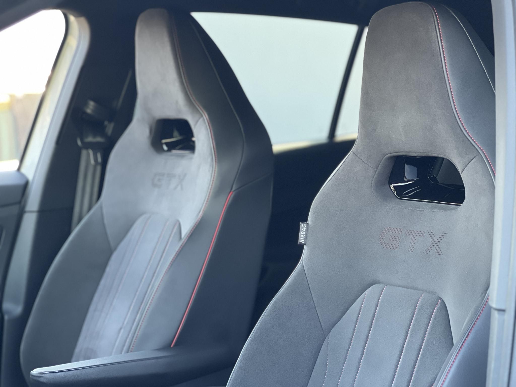 VOLKSWAGEN ID.4 GTX 4Motion 77kWh. 450 km hatótáv. masszázsülés. CarPlay