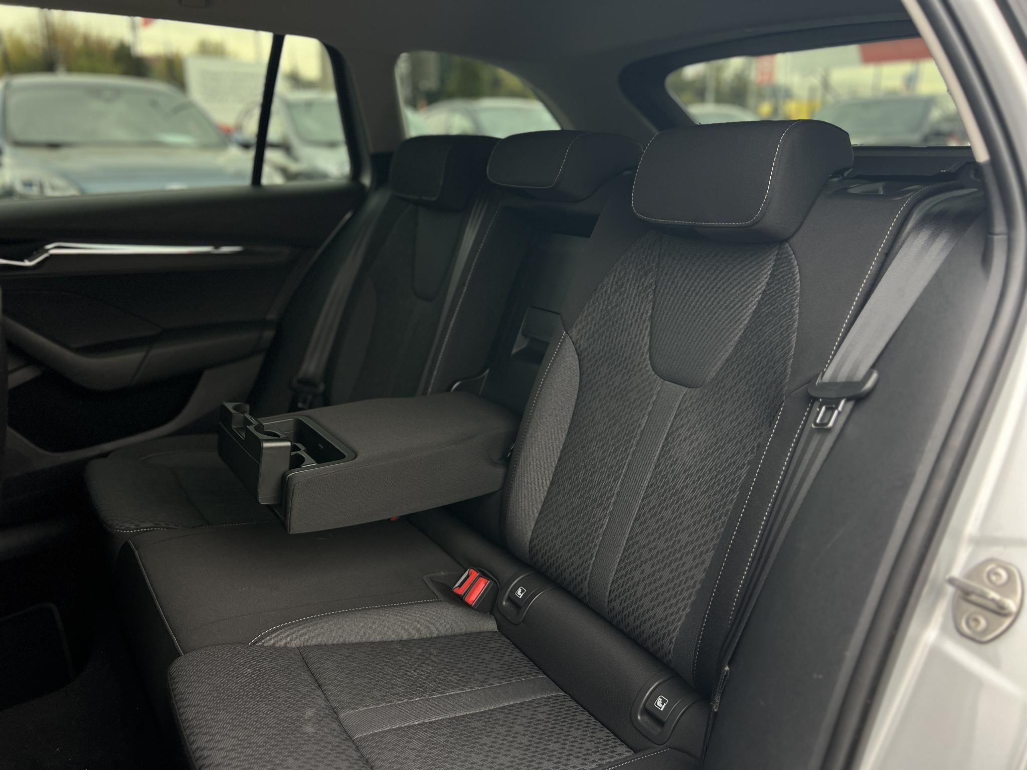 SKODA OCTAVIA Combi 2.0 TDI SCR Style DSG