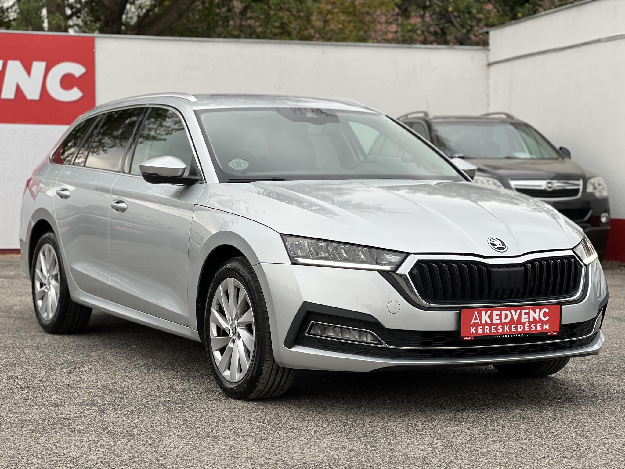 SKODA OCTAVIA Combi 2.0 TDI SCR Style DSG