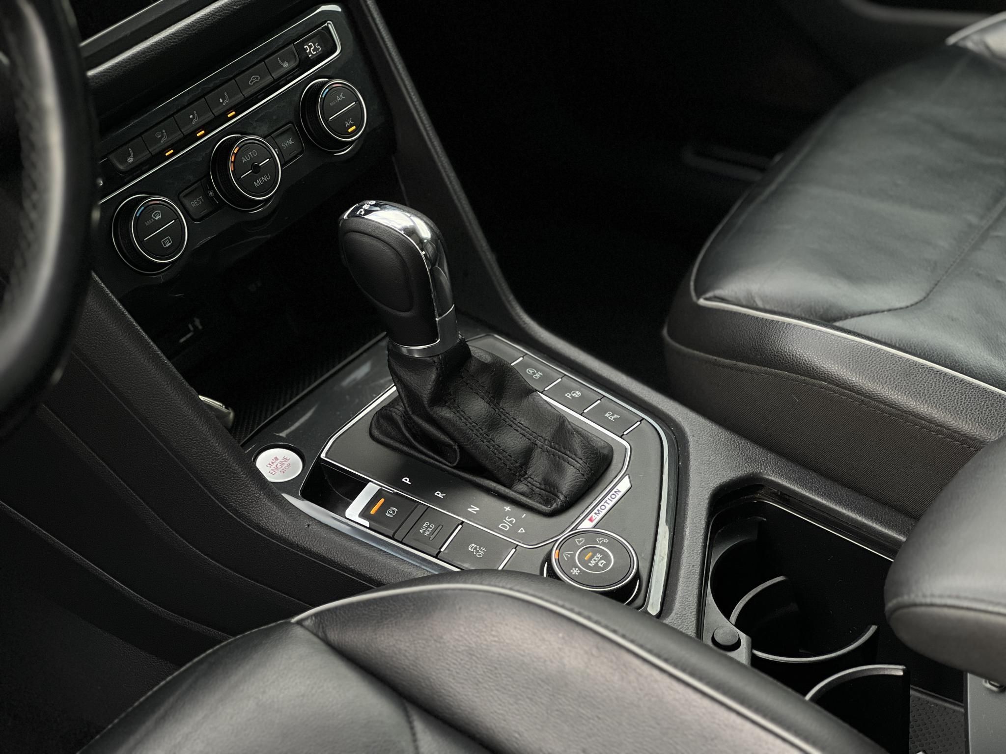 VOLKSWAGEN TIGUAN 2.0 TDI BMT SCR Highline 4Motion DSG Dynaudio. virtual cockpit. memória. head-up. bőrbelső. vezérlés cserélve!