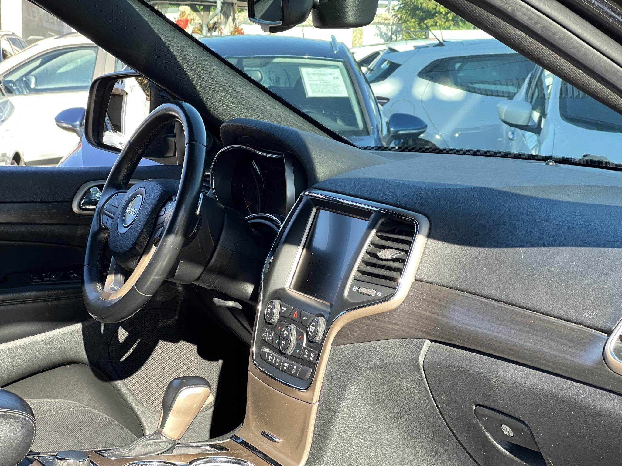 JEEP GRAND CHEROKEE 3.0 V6 CRD Laredo (Automata) 4X4. felező váltó. digitális klíma. tetőcsomagtartó