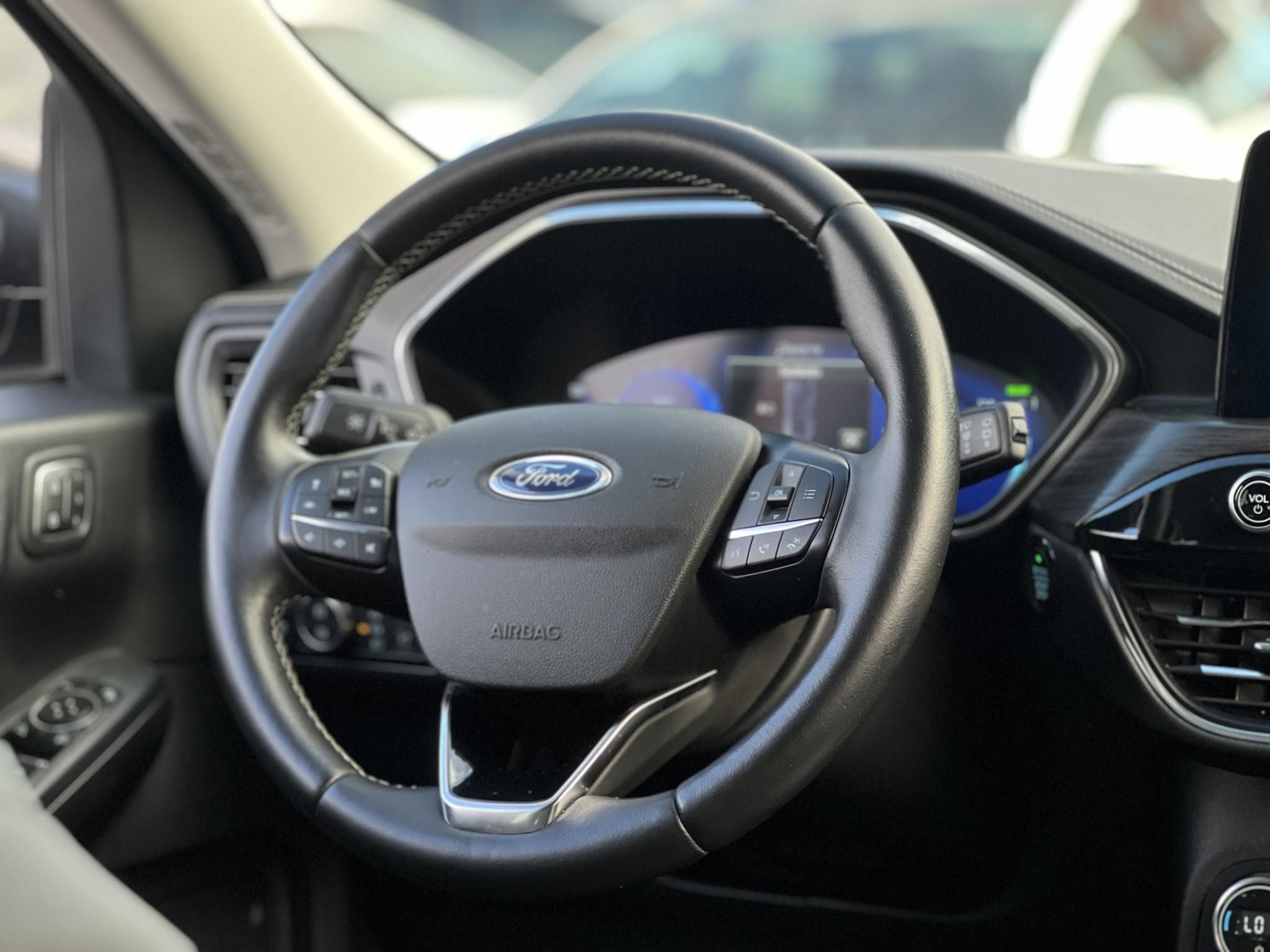 FORD KUGA 2.5 PHEV Vignale CVT