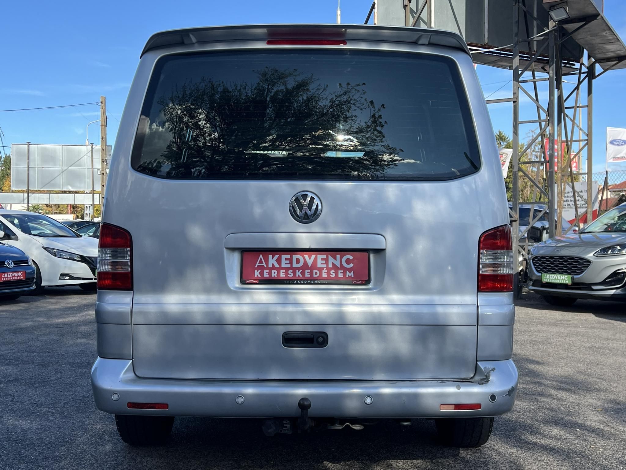 VOLKSWAGEN TRANSPORTER 2.5 TDI California Trendline 4Motion AXE Motor