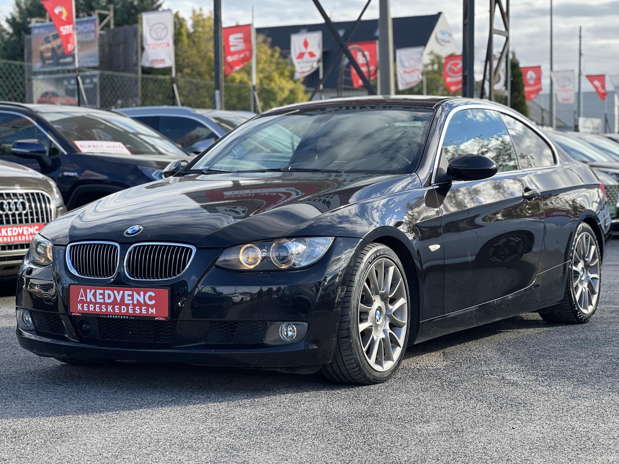 BMW 335d (Automata) Individual M57. napfénytető. xenon. combtámasz. memória. kormányváltó