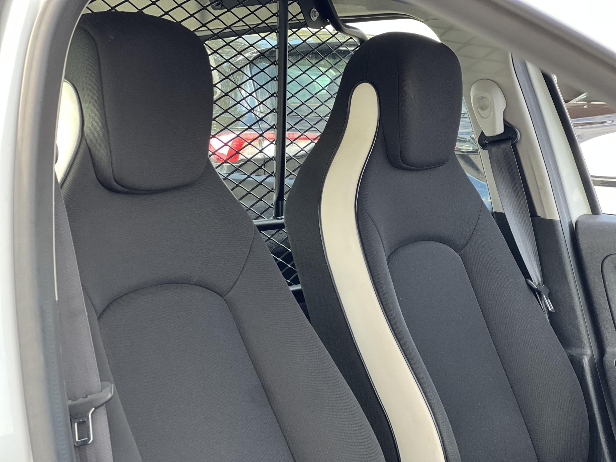 RENAULT ZOE R110 BUSINESS 52kWh 300 km hatótáv!