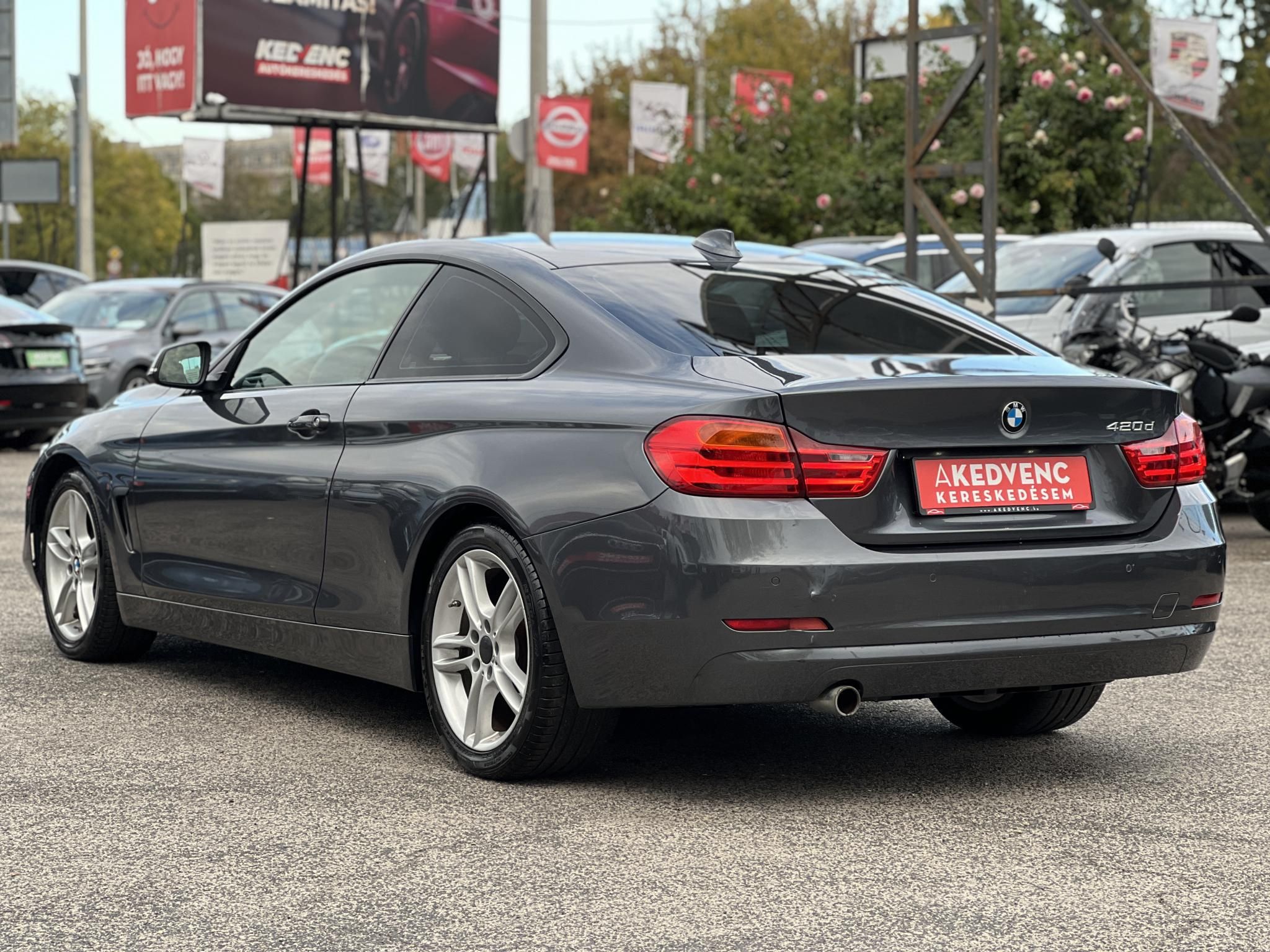 BMW 420d kézi váltó. Prof Navi. rendszeresen szervizelt. xenon. 5L/100km. A legjobb áron!