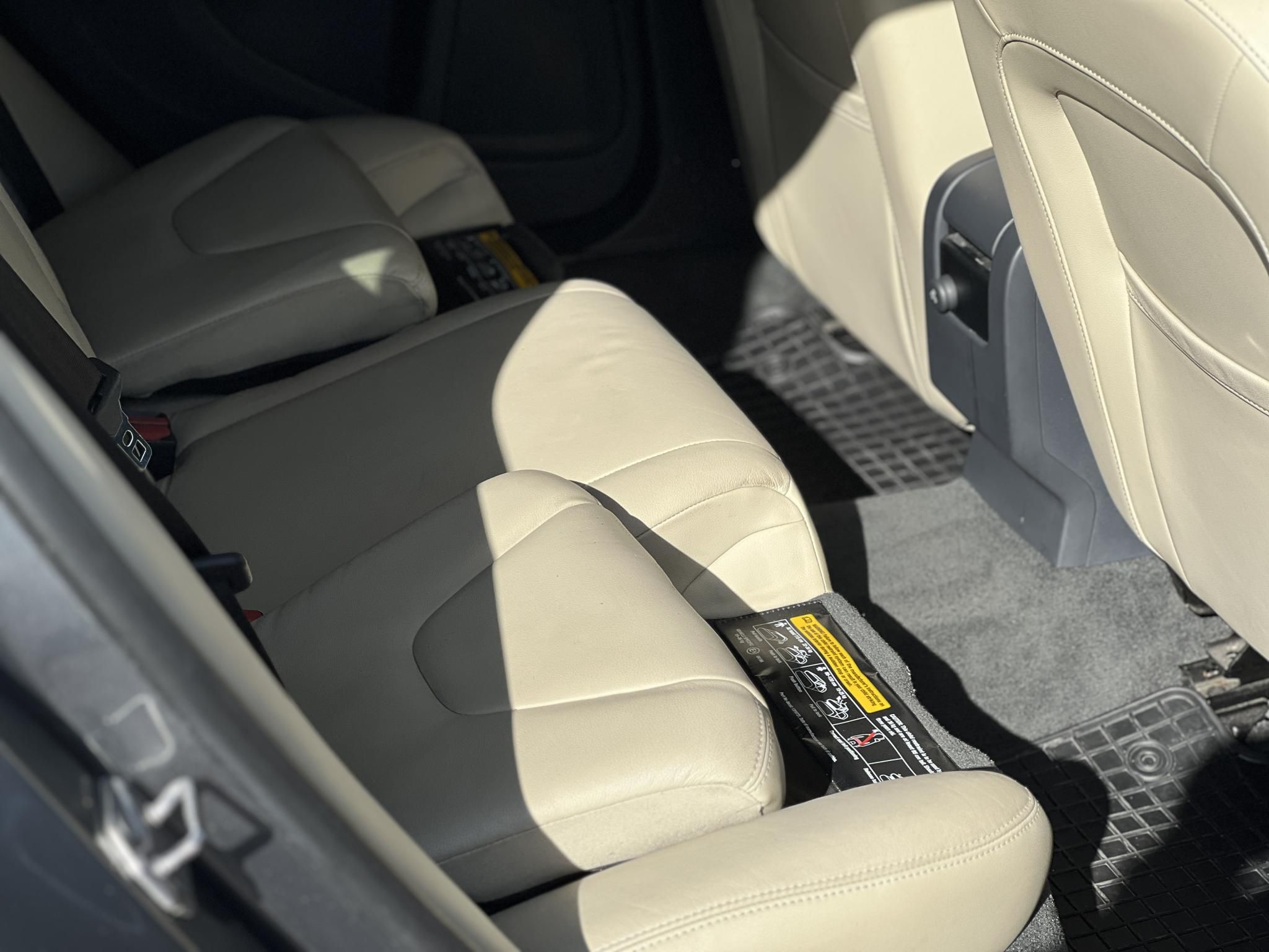 VOLVO V60 2.0 [T4] Kinetic Geartronic M.o.-i. magasan felszerelt. végig vezetett szervizkönyv!