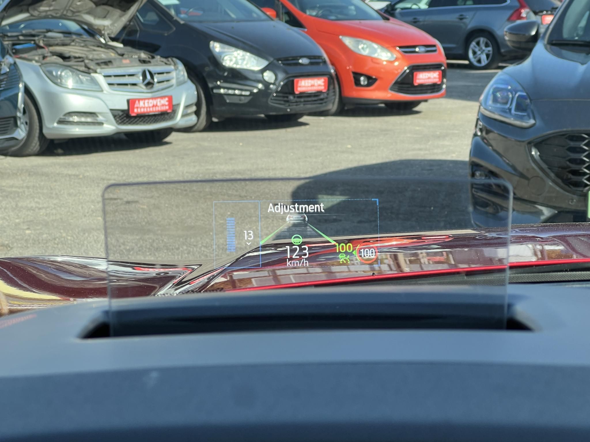 FORD KUGA 2.5 PHEV ST-Line CVT 107e km. Bang and Olufsen. head-up. 4x ülésfűtés. állítható combtámasz. gyönyörű
