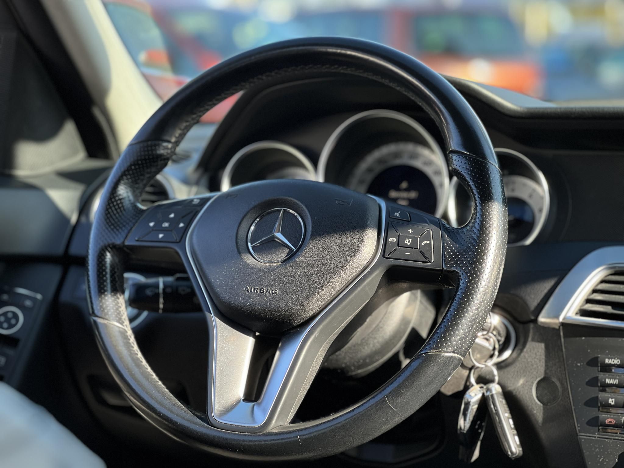 MERCEDES-BENZ C 250 T BlueEFFICIENCY Avantgarde (Automata) FACELIFT. Teljes szerviztörténet. vezérlés cserélve!