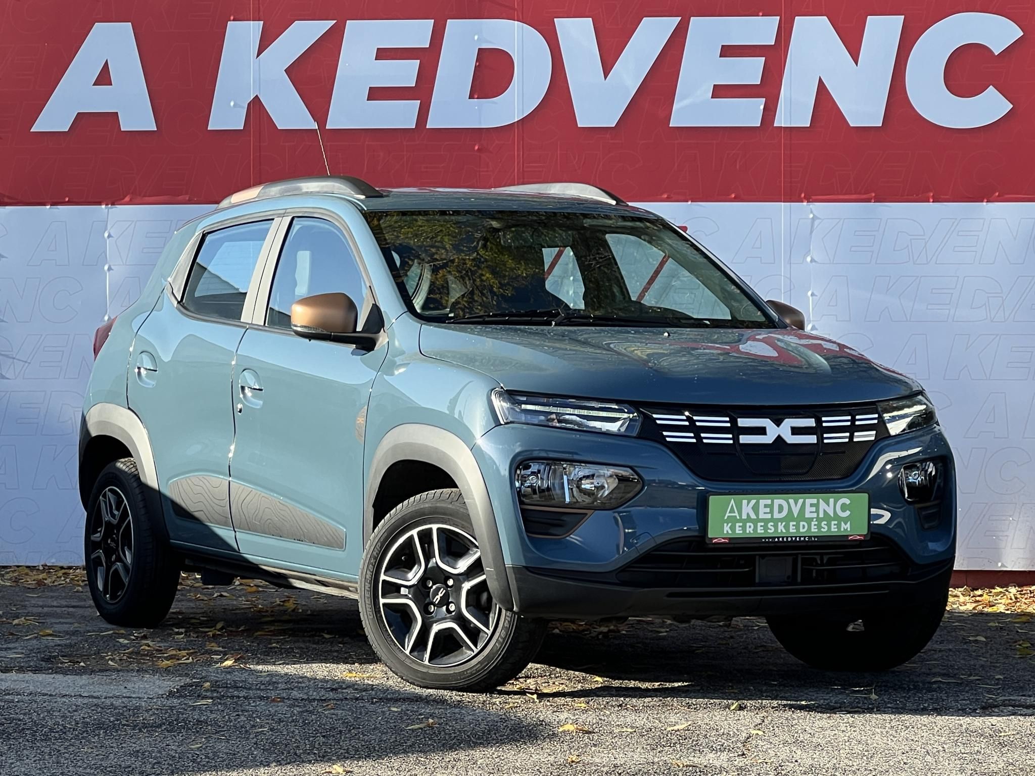 DACIA SPRING Electric 65 Extreme aut. 25e km Végig vezetett szervizkönyv Tolatókamera Carplay!