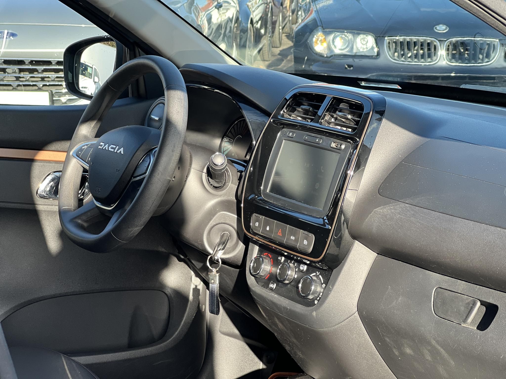DACIA SPRING Electric 65 Extreme aut. 25e km Végig vezetett szervizkönyv Tolatókamera Carplay!