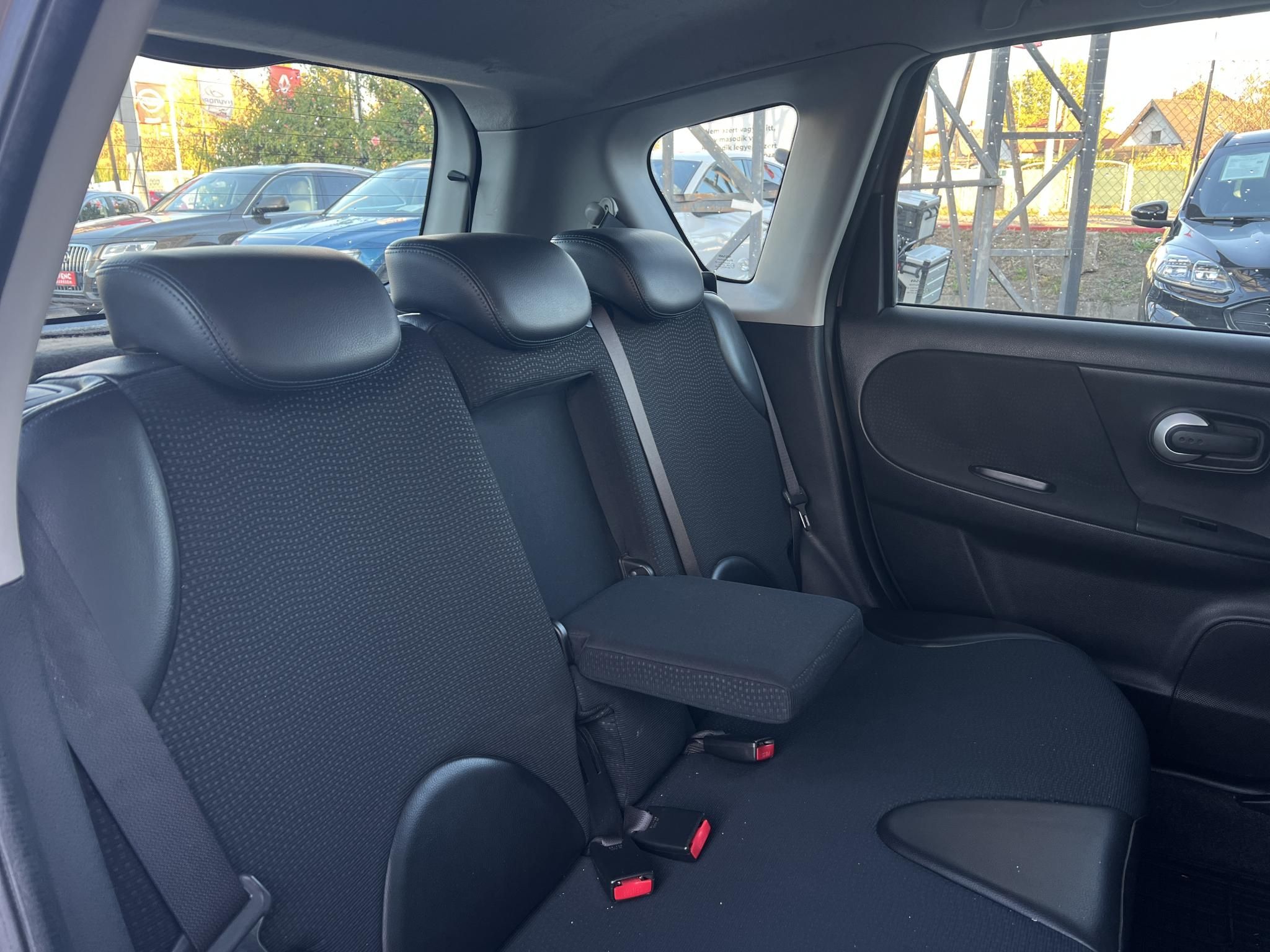 NISSAN NOTE 1.4 Acenta+ Magyarországi Gyári fényezés Tempomat Klima Vonóhorog