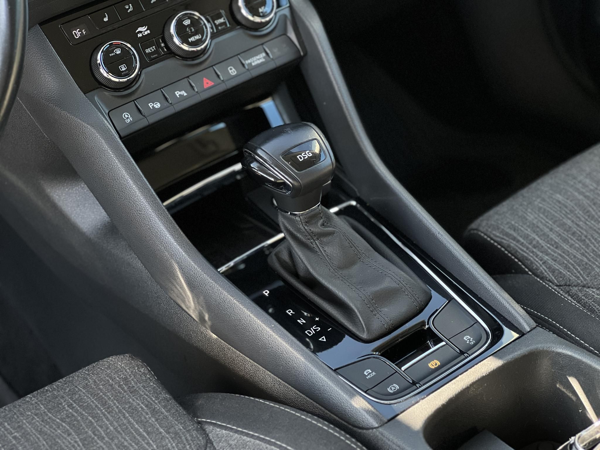 SKODA KODIAQ 2.0 TDI SCR L&K DSG Magasan felszerelt. Canton hifi. Carplay. fűthető-memóriás ülések