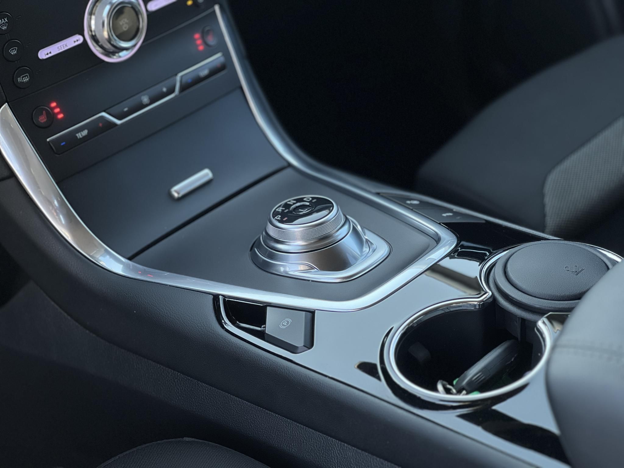 FORD S-MAX 2.5 FHEV Titanium CVT Sávtartó Carplay Tempomat Ülésfűtés!