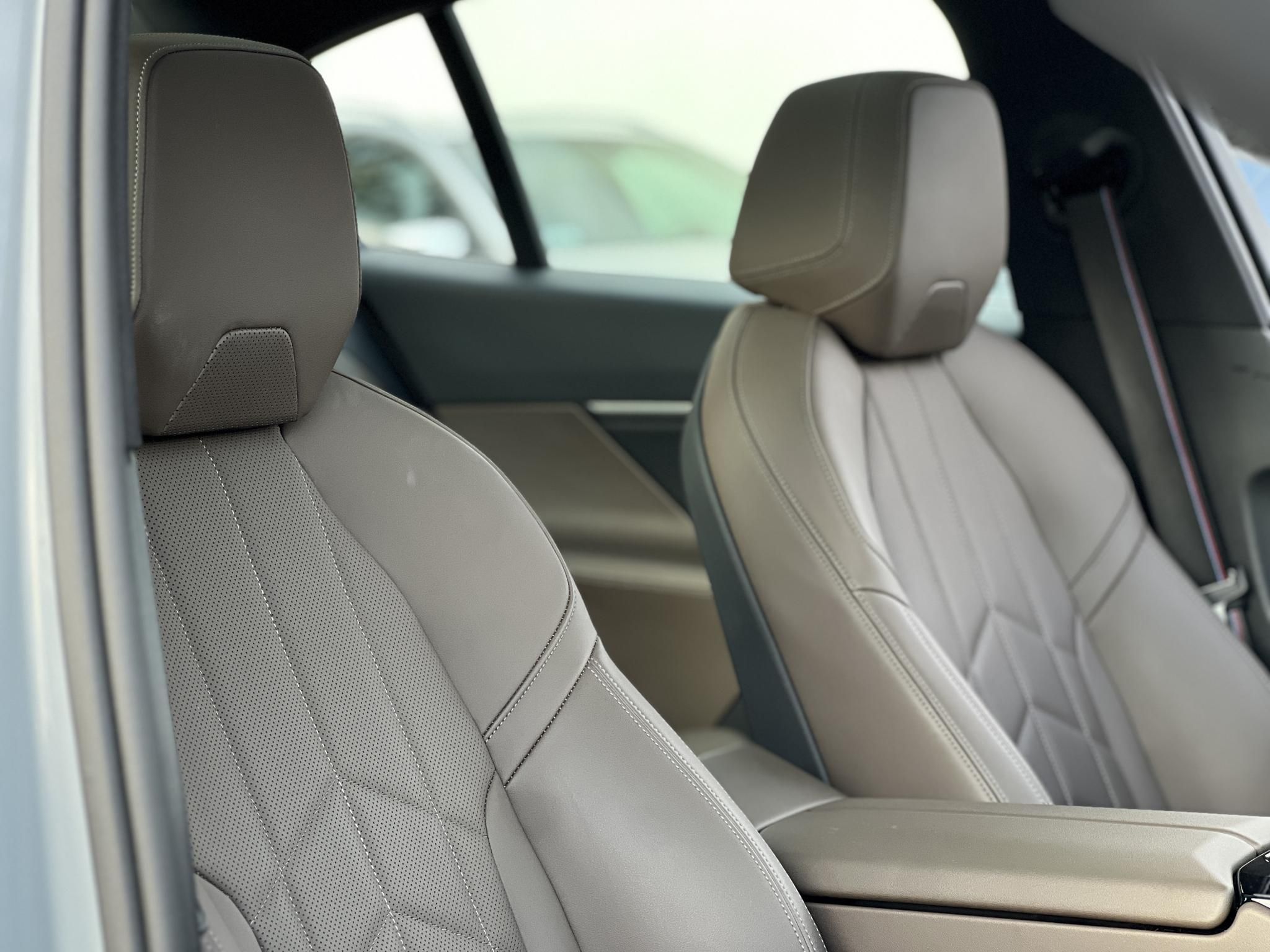 BMW I5 eDrive40 81,2kWh M-sport. Bowers & Wilkins. 626km WLTP. panorámatető. újszerű állapot!